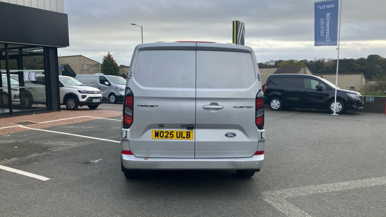 Ford Transit Custom 280 L2 Diesel Fwd 2.0 EcoBlue 136ps H1 Van Limited Auto